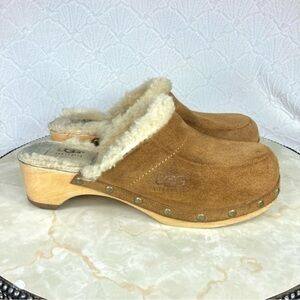 UGG Mules Womens Size 5 Tan Suede Australia Kalie Sheepskin Studded Wooden Clogs